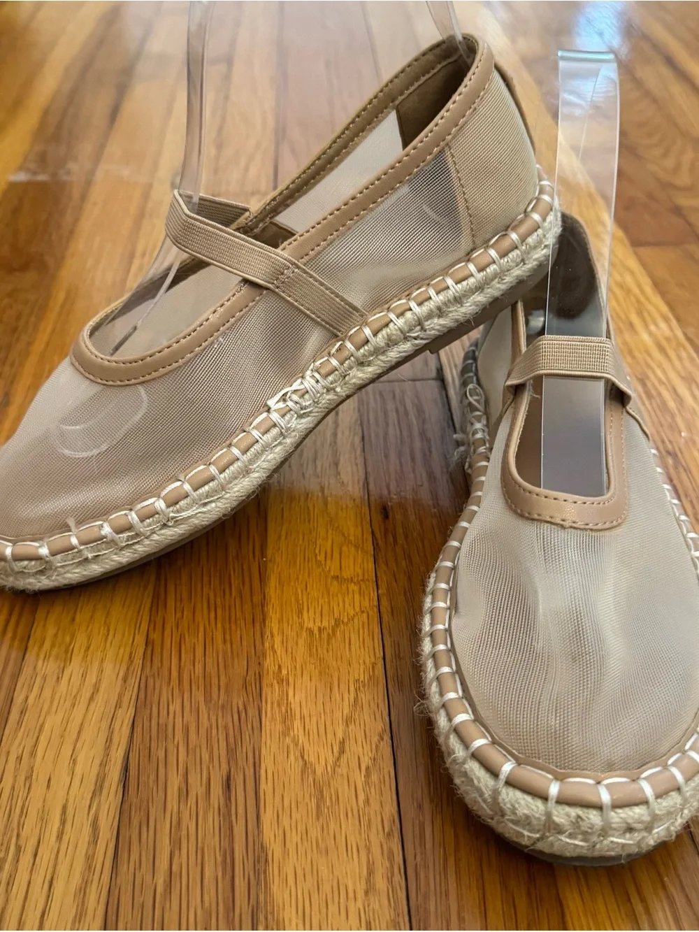 Universal Thread Joa Beige Espadrille Mary Jane Flats Slip-On siz 5 quiet luxury